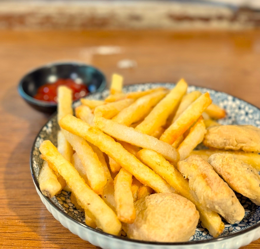 Chicken Nuggets & French Fries